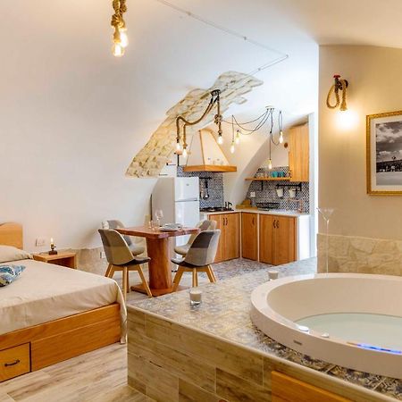 Il Galletto Viola, Luxury Room & Suite Palazzolo Acreide Dış mekan fotoğraf