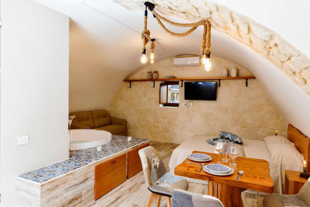 Il Galletto Viola, Luxury Room & Suite Palazzolo Acreide Dış mekan fotoğraf