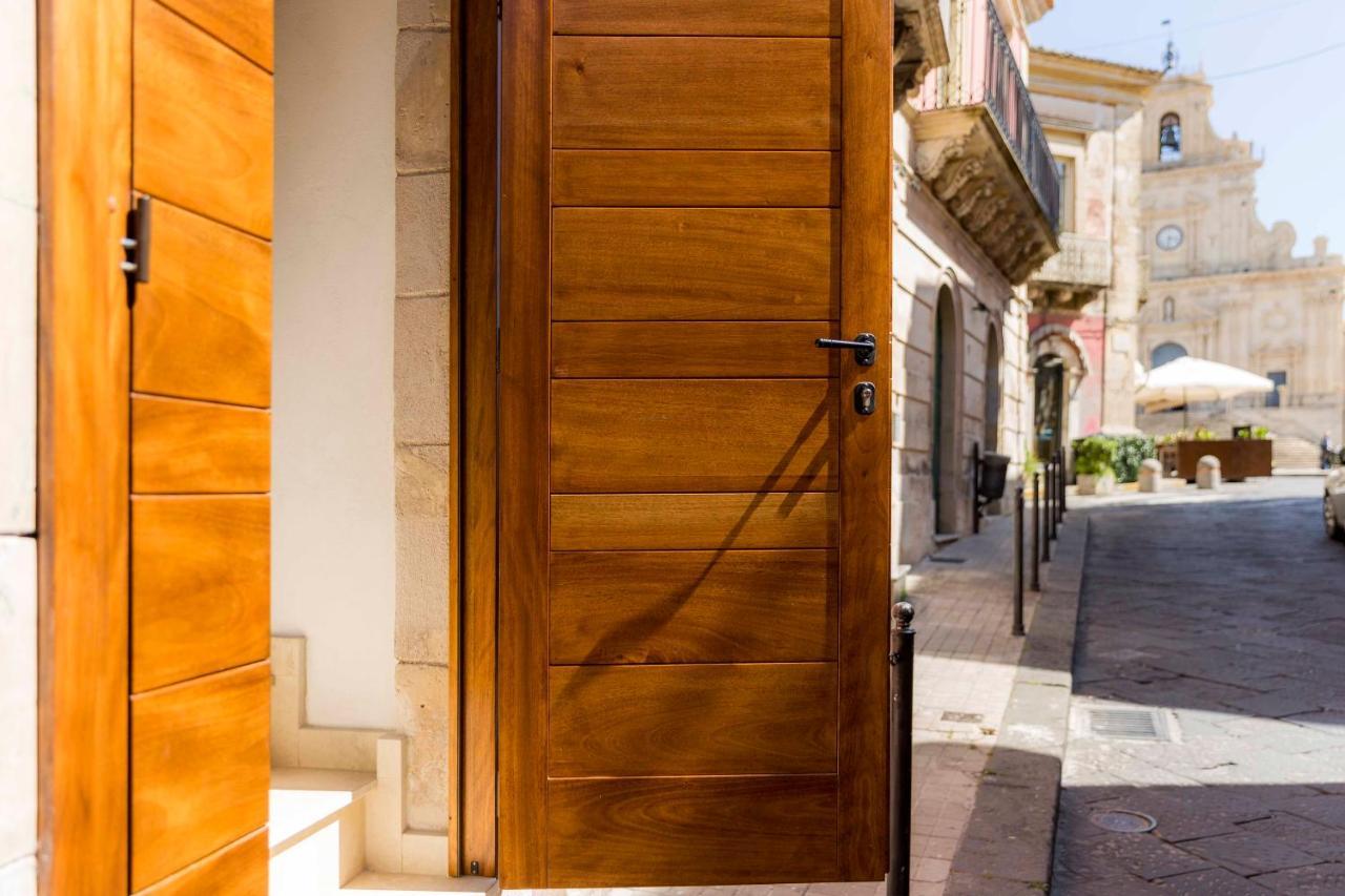 Il Galletto Viola, Luxury Room & Suite Palazzolo Acreide Dış mekan fotoğraf